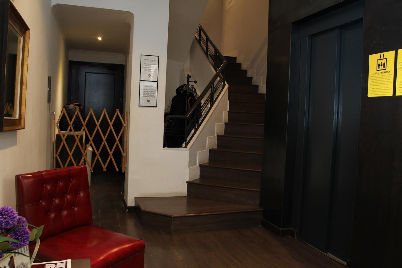 Auberge de jeunesse Oasis Backpackers' Tolède Extérieur photo