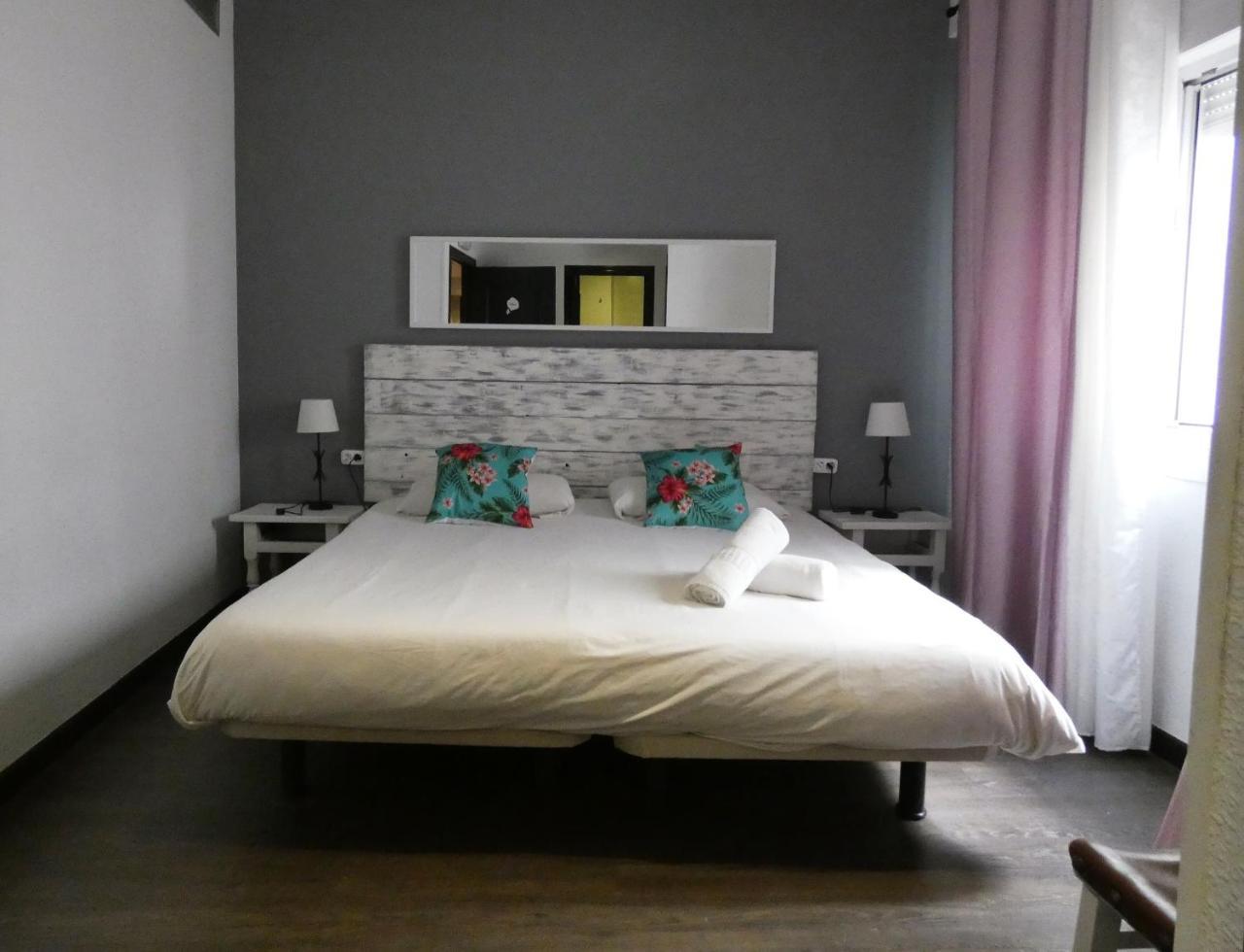 Auberge de jeunesse Oasis Backpackers' Tolède Extérieur photo